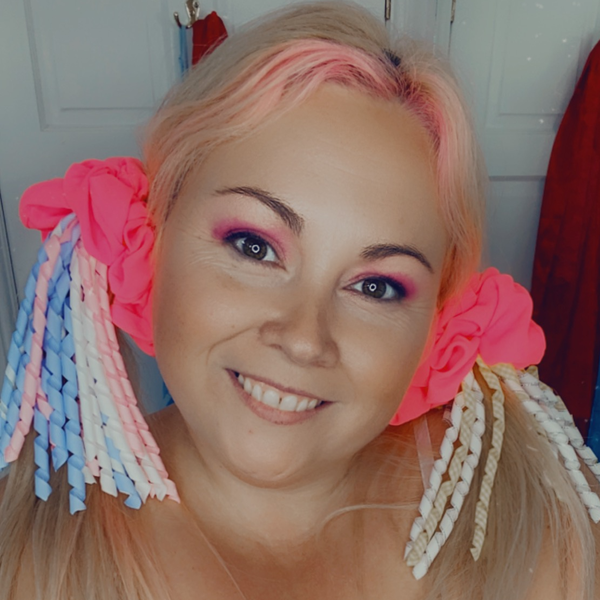 Adelesexyuk