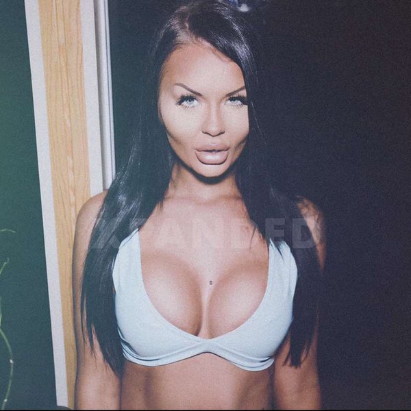 Roxi Lloyd
