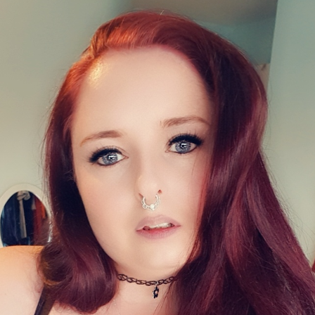 Huntressjasmine | AdmireMe.VIP