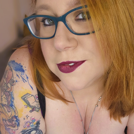 Niki Dee