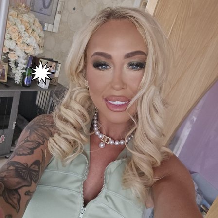 EnglishRose25 🇬🇧🌹2️⃣5️⃣