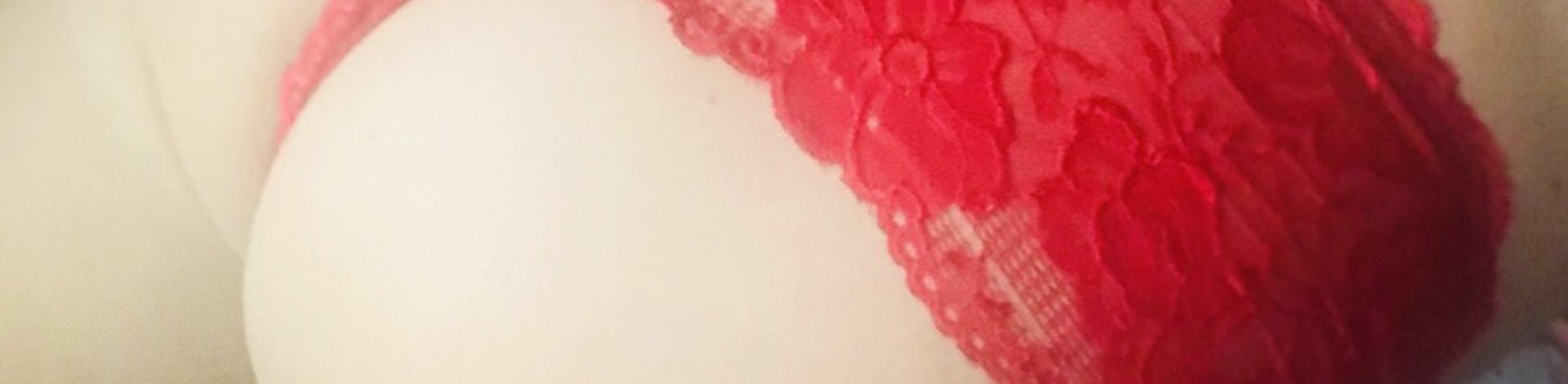 AdmireMe banner for @sparkles