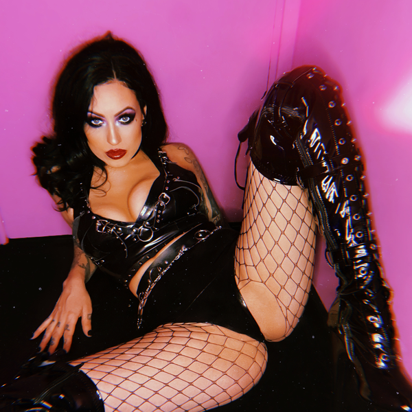 𝔍𝔢𝔫𝔫𝔶 ℜ𝔬𝔠𝔨𝔰